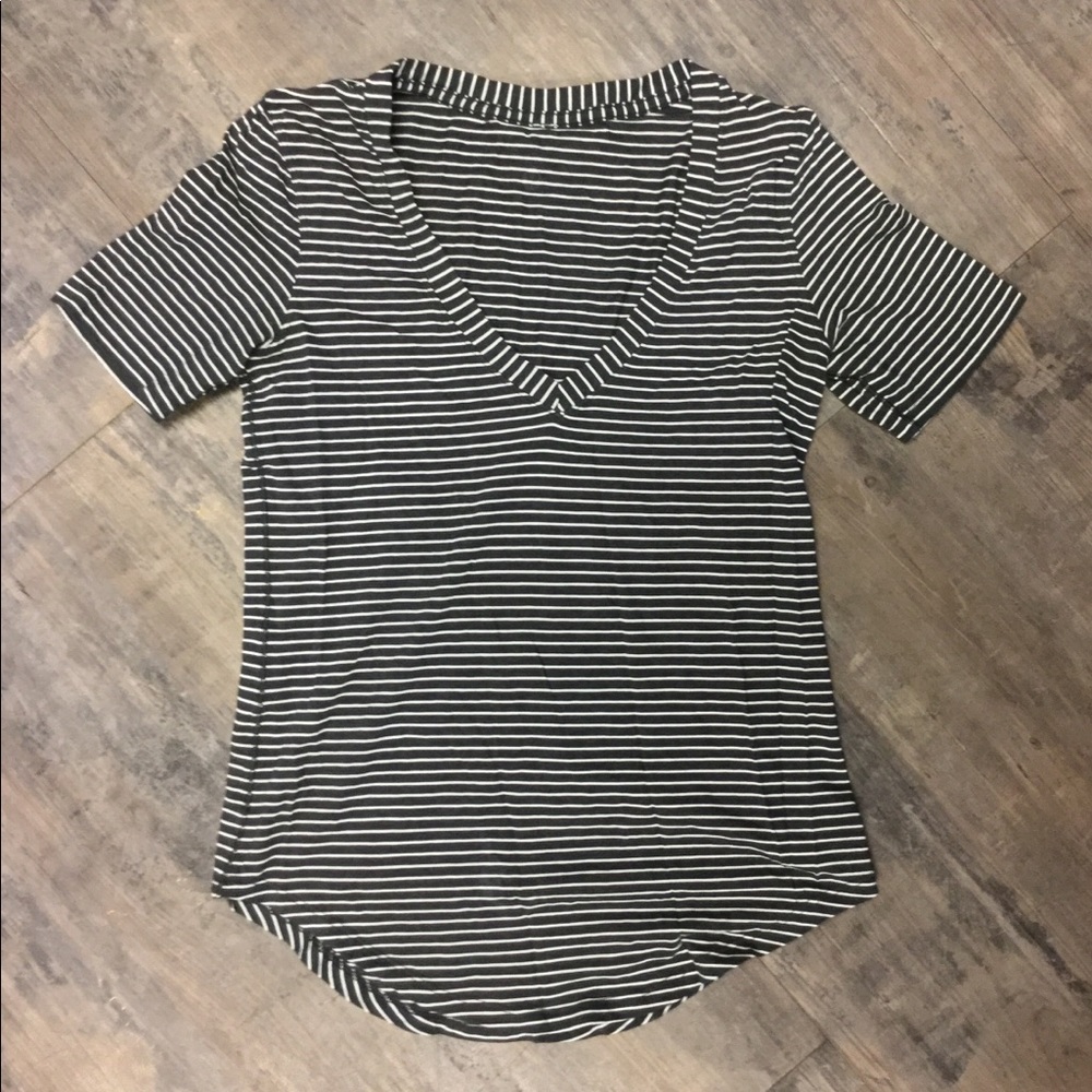Lululemon Love Tee Size 2